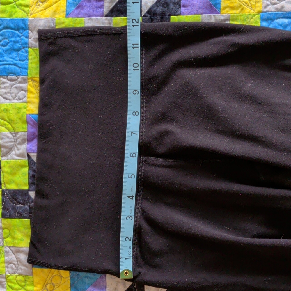 Old Navy active biker shorts Small - Picture 4 of 6